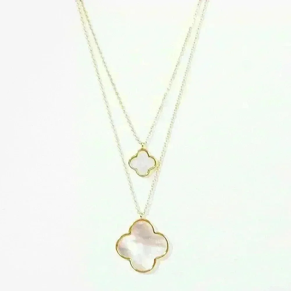 BEAUTIFUL WHITE GOLD DOUBLE MOTHER OF PEARL QUATREFOIL/CLOVER PENDANT NE… - Picture 2 of 2